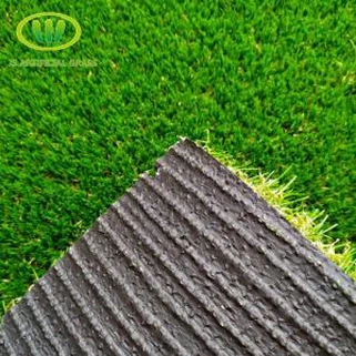 טורף מלאכותי עבור מדשאות הבית